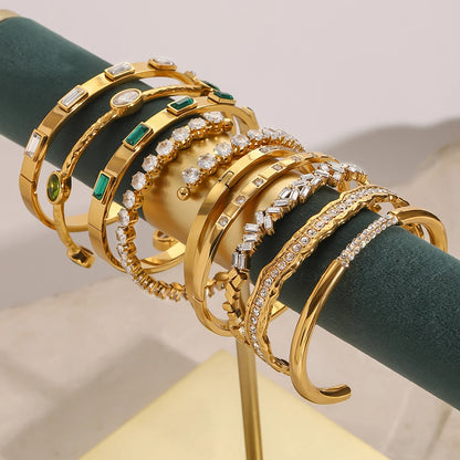 Luxury Layered Green & Gold Bangles