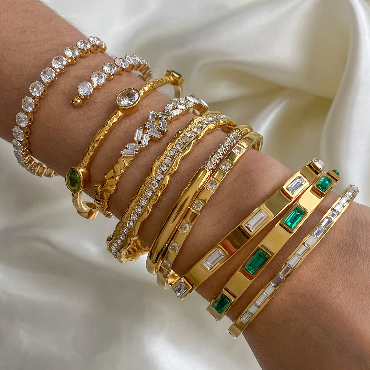 Luxury Layered Green & Gold Bangles